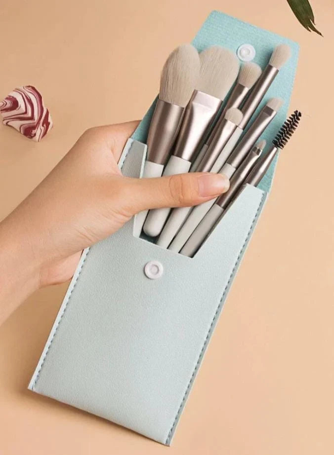 Kit De Brochas Viajeras X8